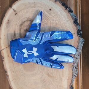 Under Armour Red Silver Football Receiver Single Glove Youth YS Football Glove